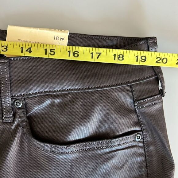 NWOT NYDJ Uplift Coated Marilyn Straight Jeans In Eggplant Coated Size 18 W - Picture 11 of 14